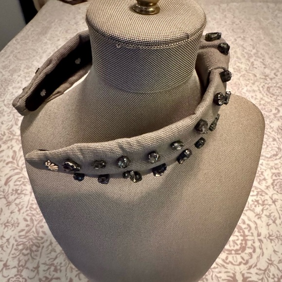 Lele Sadoughi Crystal Headband - Picture 5 of 6
